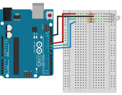 Компоновка макетной платы для смешивания цветов RGB-светодиода с помощью Arduino