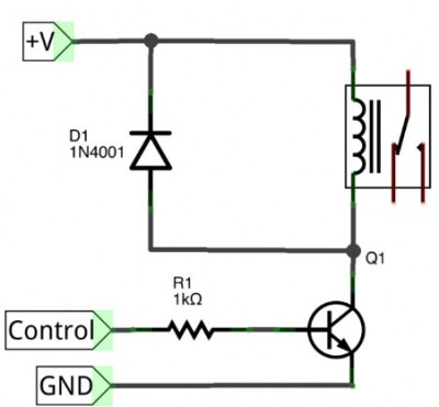 Использование небольшого транзистора для переключения реле