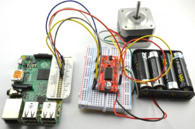 Схема для эксперимента с микрошагами на Raspberry Pi в сборе