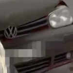Мужчина на Volkswagen Golf шесть раз въехал в автомобиль с семьей – Газета.Ru | Новости