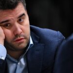 Загнал и дожал: Непомнящий победил Фируджу на турнире претендентов – Газета.Ru